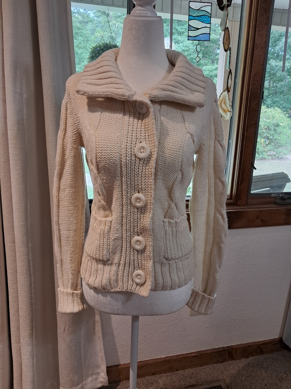 American Eagle Outfitters Cream Cable Knit Button-Up Sweater Jacket In Size SP
